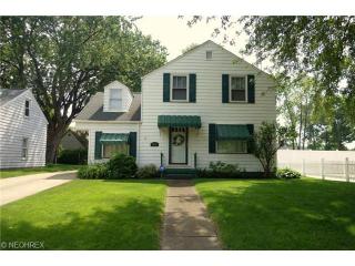 120 Raff Rd, Canton, OH 44708-5633