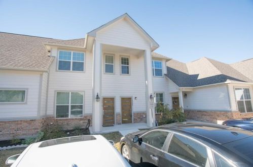 12220 Abbey Glen Ln, Austin TX  78753-7107 exterior