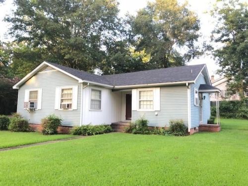 646 Washington St, Macon MS  exterior