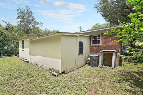 1201 Shadow Dr, Mount Pleasant SC  29464-3700 exterior