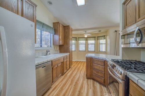 90 Elderberry Ct, Chico CA  95928-4025 exterior