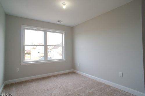 119 8 Ave, Manville NJ  08835-1249 exterior