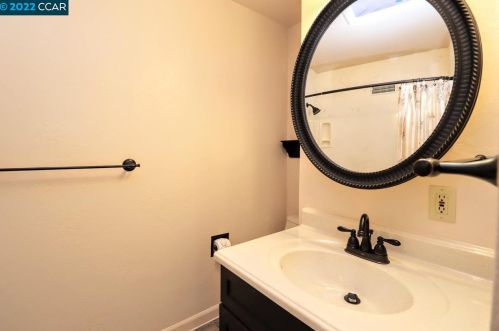 18351 Via Jose, San Lorenzo CA  94580-3063 exterior