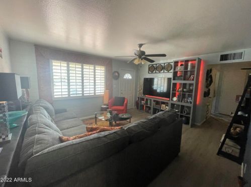 3524 Echo Ln, Phoenix AZ  85051-4752 exterior