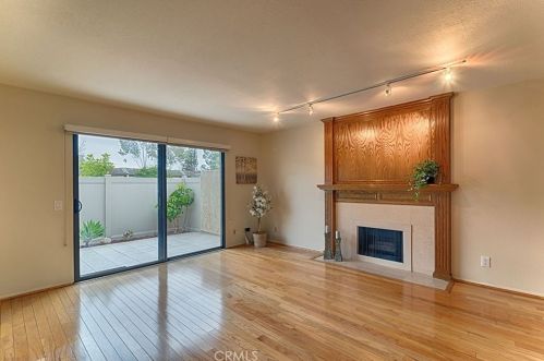 620 Black Walnut Way, La Habra CA  90631-5906 exterior