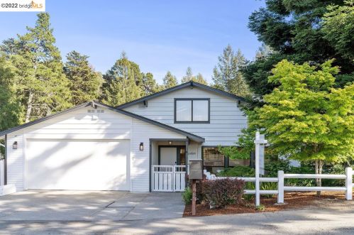 6484 Ascot Dr, Oakland, CA 94611-2555