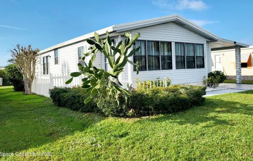 920 Hyacinth Cir, Sebastian, FL 32976-7669