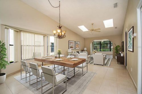 3101 Oak Cir, Tarpon Springs, FL 34689-6112