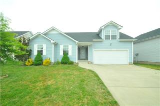 1020 Cindy Jo Ct, Clarksville, TN 37040-2582