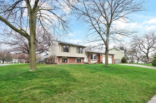 1621 Chatham Ave, Saint Paul, MN 55112-3224