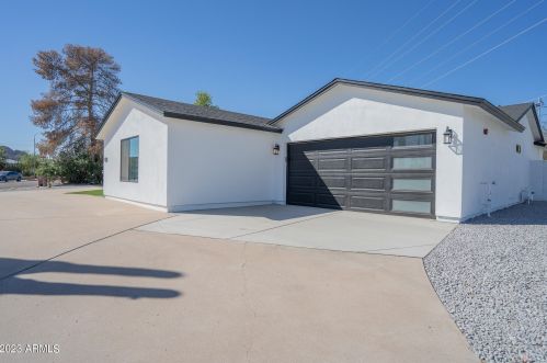 6744 Oak St, Scottsdale AZ  85257-2036 exterior