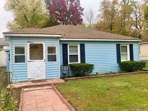 319 Highland Ave Ext, Middletown, NY 10940-4437