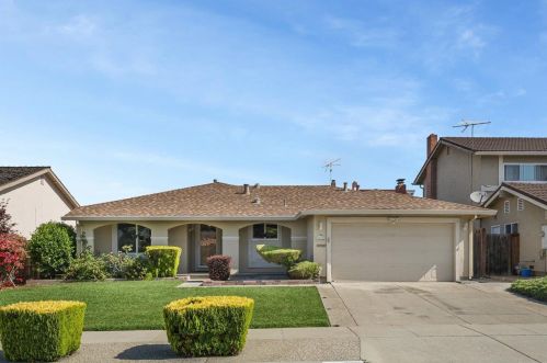 2883 Helmsley Dr, San Jose, CA 95132-2916
