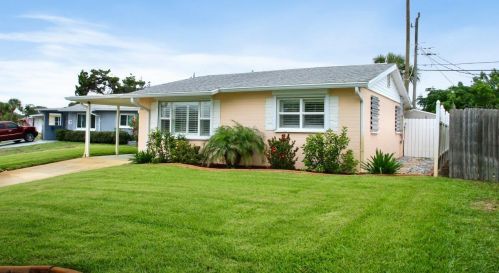 39 Seaside Dr, Ormond Beach, FL 32176-3548