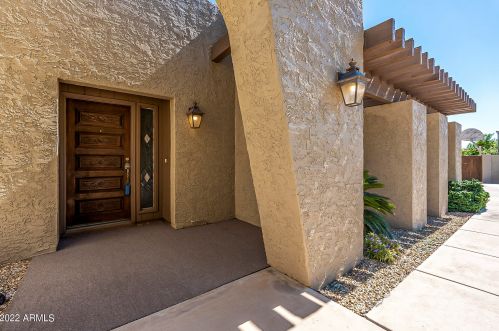 5019 Hearn Rd, Scottsdale, AZ 85254-2841