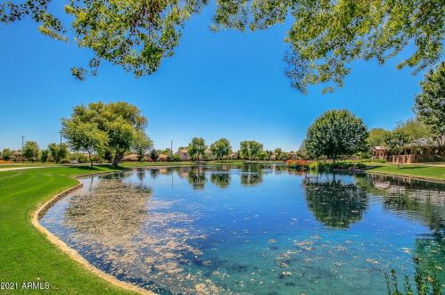 3638 Flamingo Way, Gilbert AZ 85297-5250 exterior