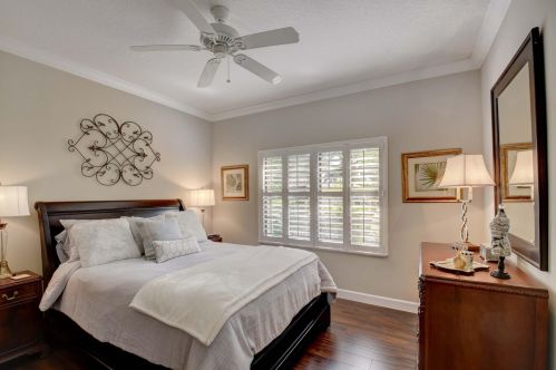 7956 Via Grande, Boynton Beach FL  33437-7520 exterior