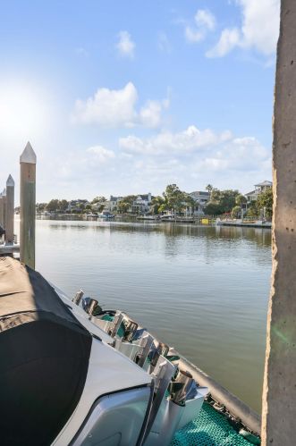 26 Morgan Place Dr, Isle Of Palms SC  29451-2742 exterior