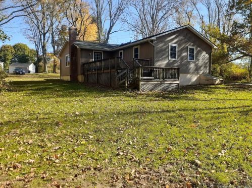 158 Bundy Hill Rd, Norwich, CT 06351-3105