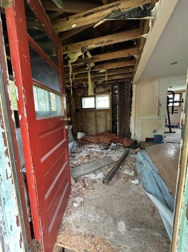 203 Johnston Rd, Bentleyville, PA 15314-1105
