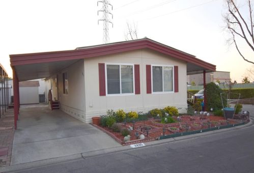 2835 Moss Hollow Dr, San Jose, CA 95121-1537