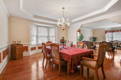 1994 Stoneleigh Dr, Stone Mountain GA  30087-1418 exterior