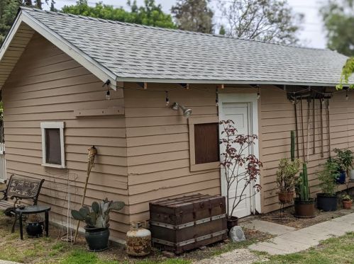 743 Loma Vis Dr, Long Beach CA  90813-2807 exterior