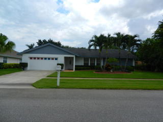 1085 Summerwood Cir, West Palm Beach, FL 33414-5148