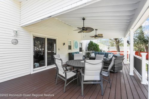 119 Heritage Dr, East Freehold NJ 07728-3185 exterior