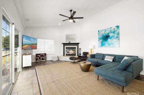 40107 Calle Breve, Temecula CA  92592-8692 exterior