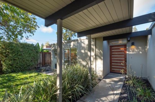 737 Charleston Rd, Palo Alto, CA 94303-4706