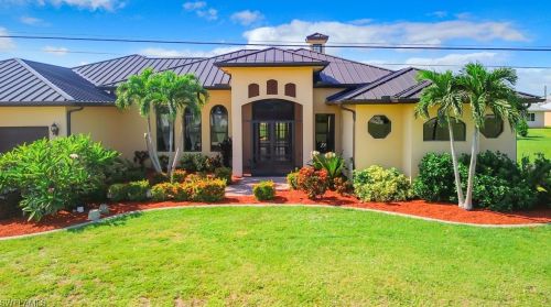 3510 15th Ter, Cape Coral FL  33993-4954 exterior