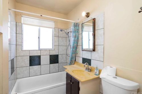 6404 Osler St, San Diego CA 92111-5425 exterior