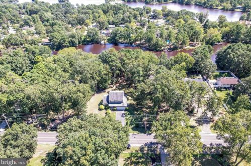 142 Split Rock Rd, Browns Mills NJ  08015-6542 exterior