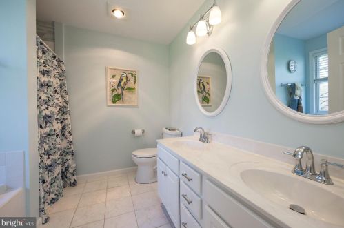 2015 School Rd, Pottstown PA  19465-8849 exterior