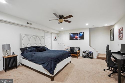 110 Richmond Ct, Harleysville PA  19438-3616 exterior