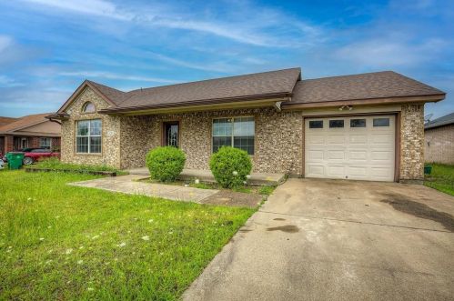 1716 Fred St, Greenville, TX 75401-2374