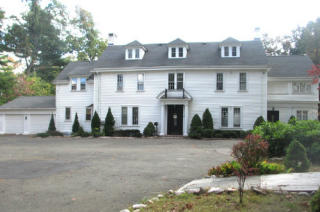 52 Park St, Manchester, CT 06040-5916