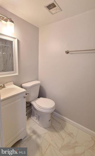 12513 Colby Dr, Woodbridge VA  22192-2106 exterior