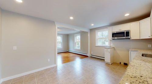 216 Farm St, Woonsocket RI  02895-1169 exterior