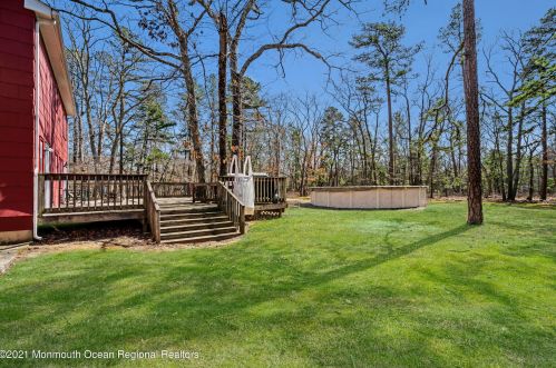 1068 Toms River Rd, Jackson Twp NJ  08527-5240 exterior