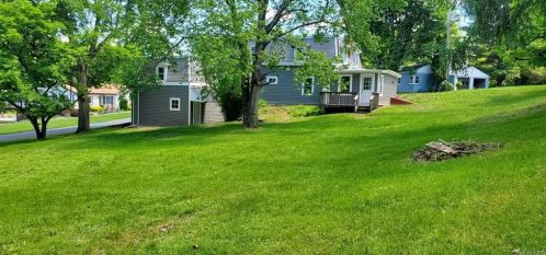 2 Plattekill Rd, Marlborough NY  12542-6023 exterior