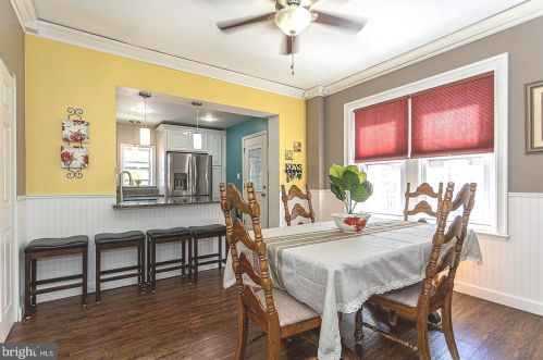 617 Derstine Ave, Lansdale PA 19446-3342 exterior