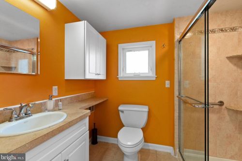 211 Rodney Rd, Ridley Park PA  19078-1429 exterior