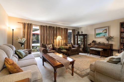 6213 Lk Athabaska Pl, San Diego CA 92119-2823 exterior