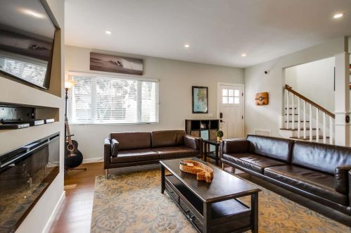 1760 La Playa Ave, San Diego CA 92109-6526 exterior