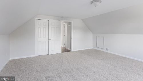 37 Holstone Ln, Willingboro NJ  08046-1817 exterior