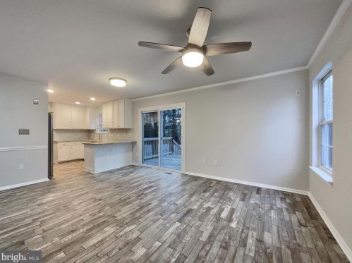 5765 Rhode Island Dr, Woodbridge VA  22193-3830 exterior