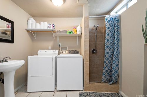 342 Santo Dr, San Jacinto CA  92583-4718 exterior