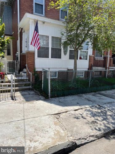 1616 Dyre St, Philadelphia, PA 19124-1335